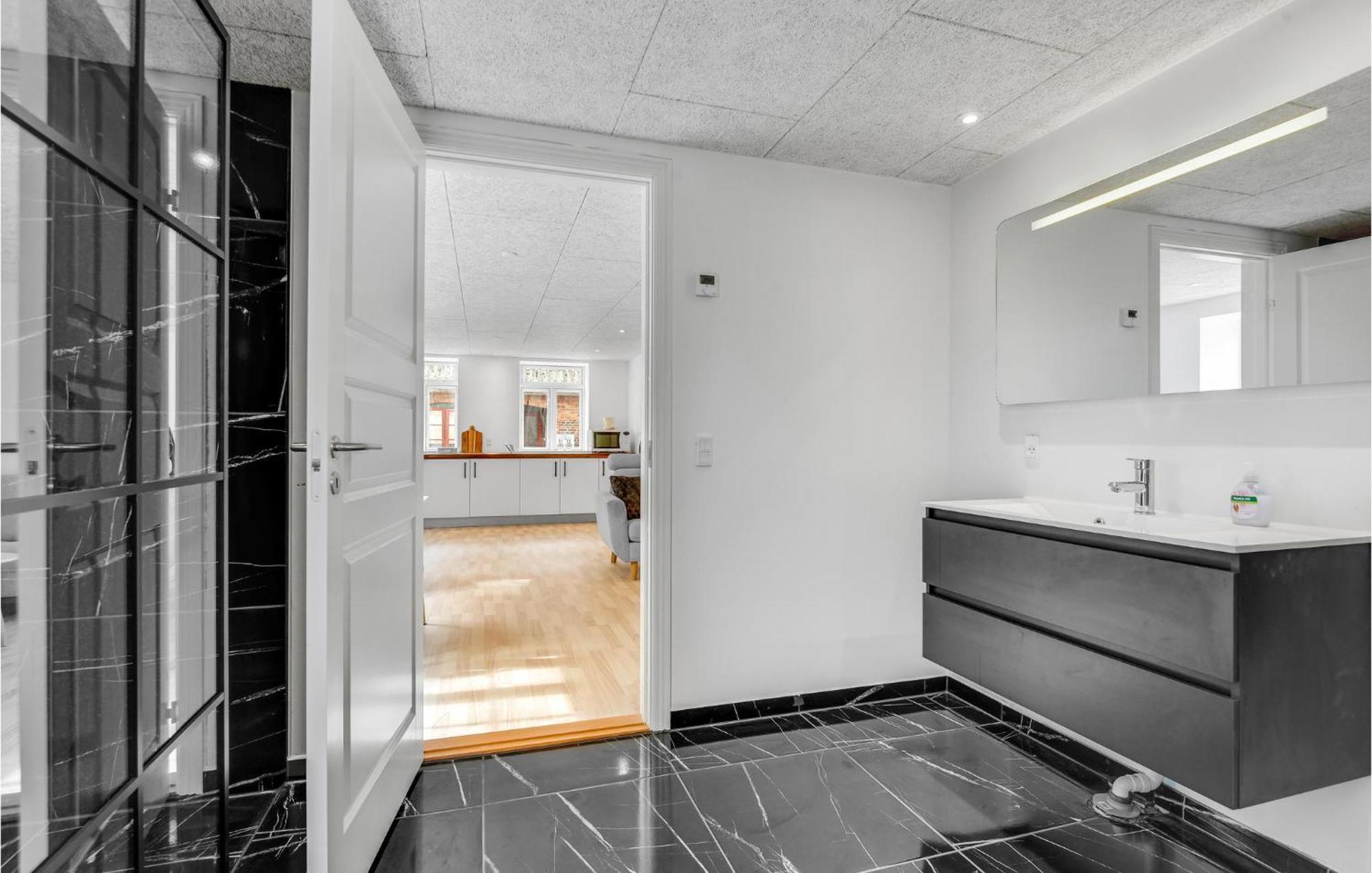 Pet Friendly Home In Hojer With Kitchen Exteriér fotografie