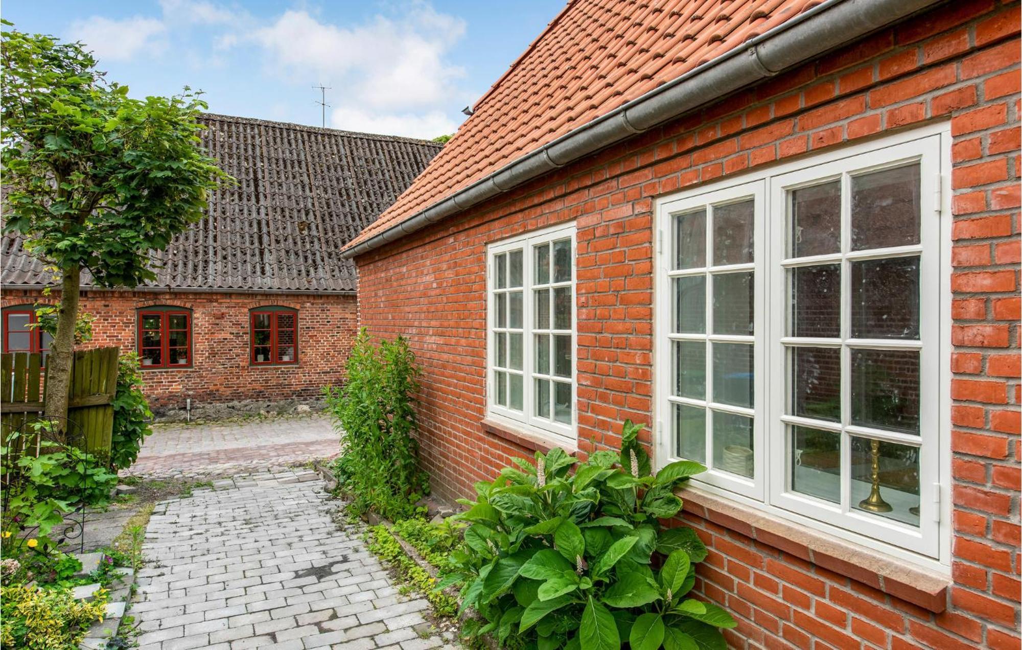 Pet Friendly Home In Hojer With Kitchen Exteriér fotografie